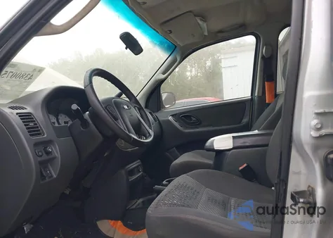 2004 Ford Escape Xlt из США, поврежденный, VIN 1FMYU03134KA64874